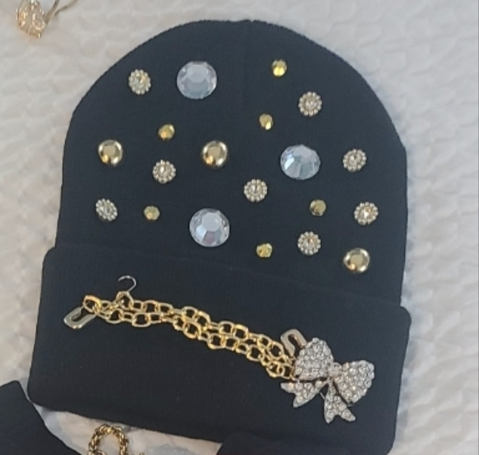 Beauty in the Bow Skully
