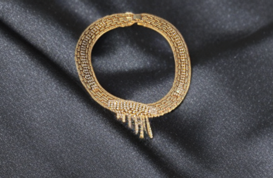 Glimmering Goddess Necklace