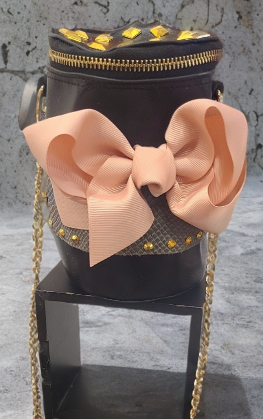 The Bow Dazzle Bag