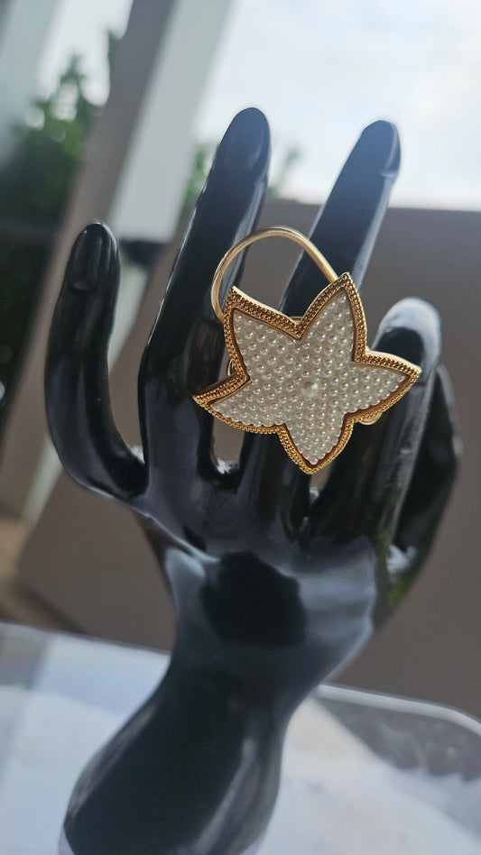 The Pearl-Encrusted Starlet